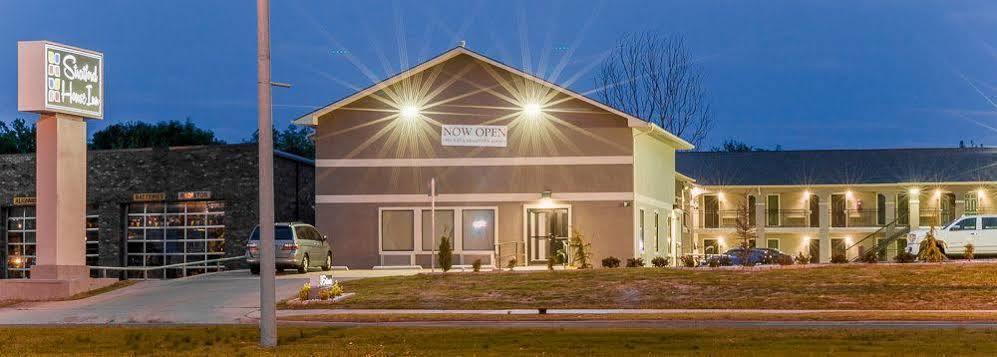 Stratford House Inn ادمون المظهر الخارجي الصورة